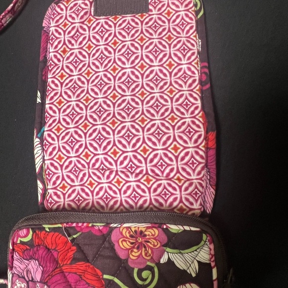 VERA BRADLEY CROSSBODY BAG/PURSE IN BROWNS/PINKS FLORALS.  Great Condition. - Picture 8 of 10